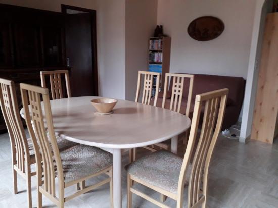 2° vue salon/salle à manger